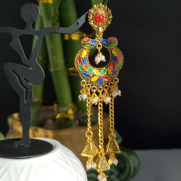 Fancy Earring - Picture 3 of 3